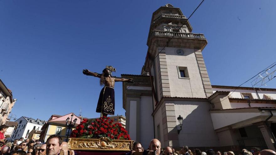 EN IMÁGENES: Día de la Exaltación de la Cruz y fiesta grande del Cristo de Candás