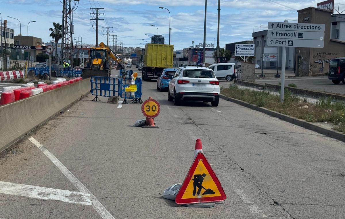 Obras en el polígono Francolí de Tarragona, con una afectación al tráfico que se alargará hasta el 15 de mayo.