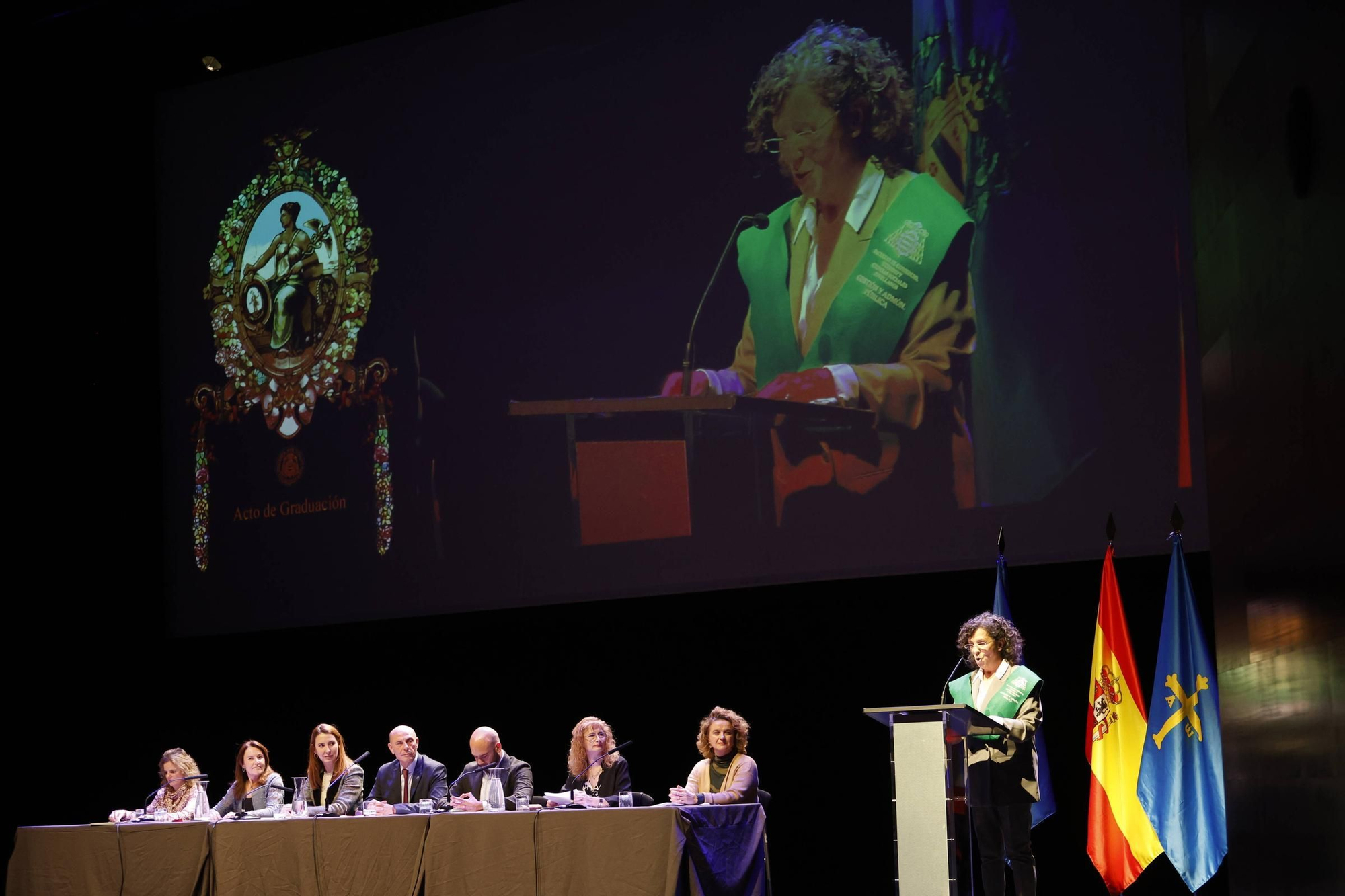 El acto de graduación de la Facultad de Comercio, en imágenes
