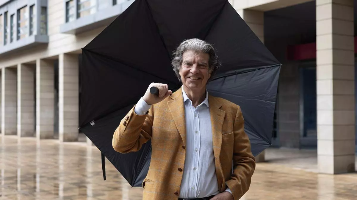 Juan Bolea, autor de 'Casa de indianos': "El culmen de mi carrera sería que se me considerara un autor total"