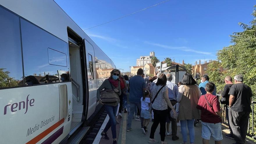 Extremadura registra 12.298 abonos gratuitos en trenes solo en septiembre