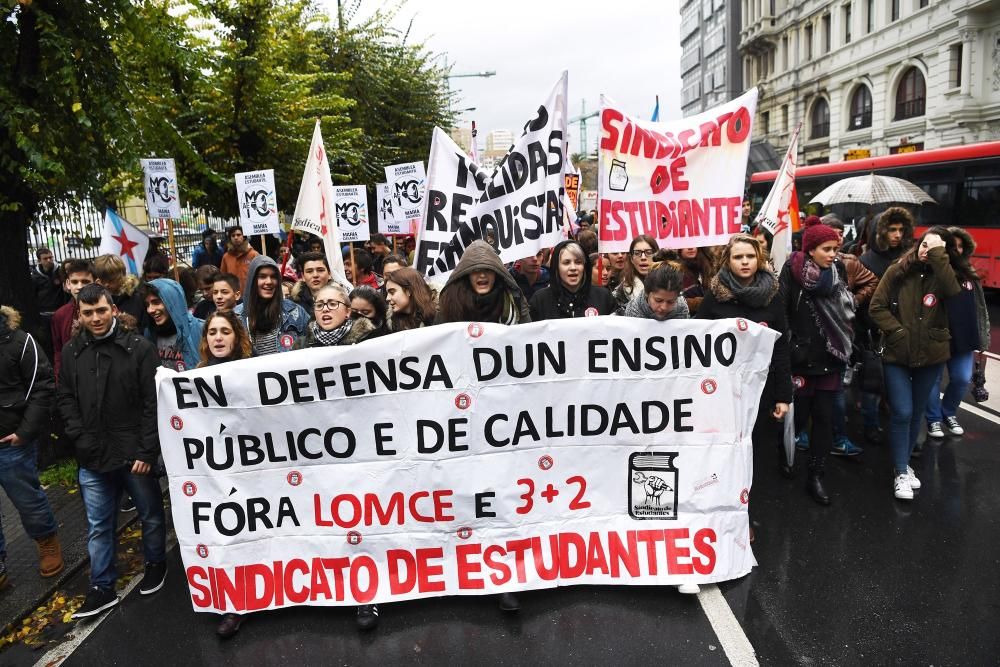 Estudiantes de A Coruña protestan contra la Lomce