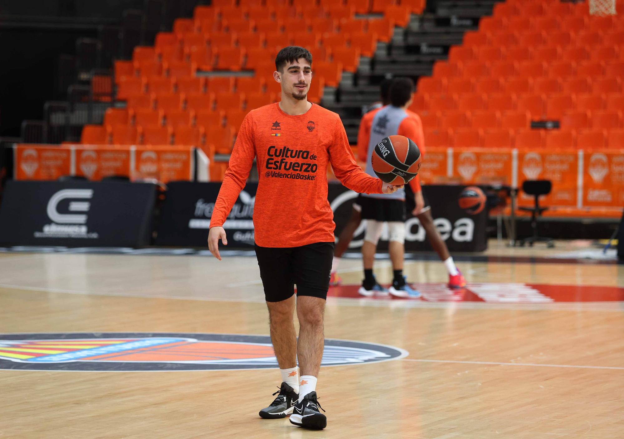 Entrenamiento previo al partido de Euroleague frente al Anadolu Efes Istanbul