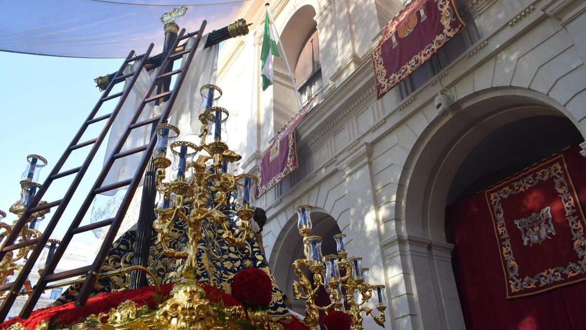 Ntra. Sra. de la Piedad, en el Ayuntamiento de Sevilla