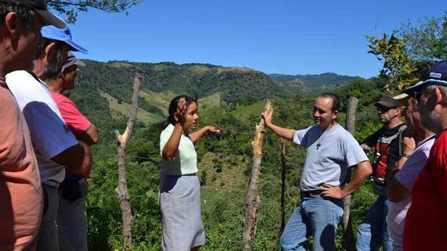 Del campo extremeño al de El Salvador, en clave solidaria