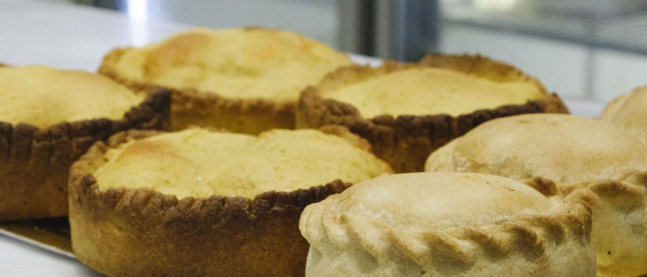 El &#039;pasteló&#039; y otras empanadas del Forn Fondo.