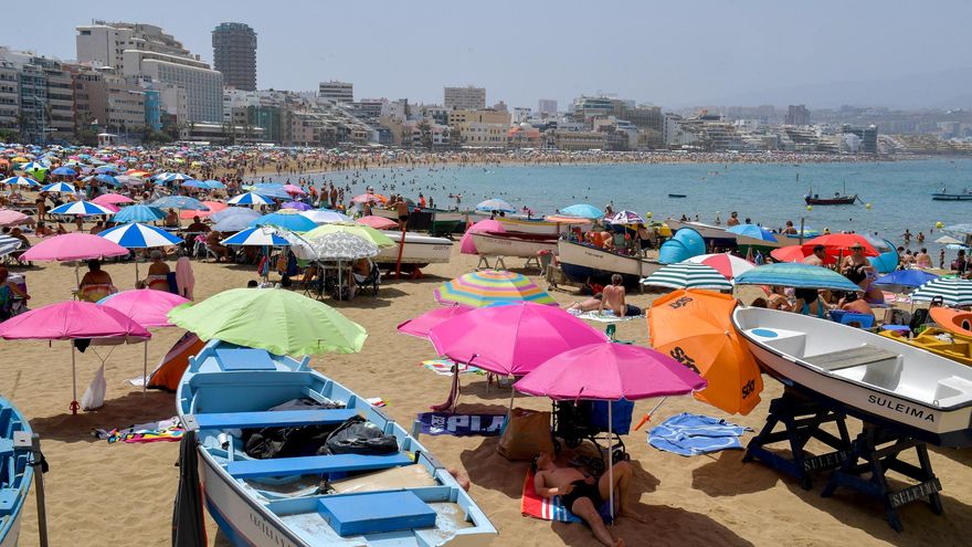 Ola de calor en Gran Canaria (16/08/2021)