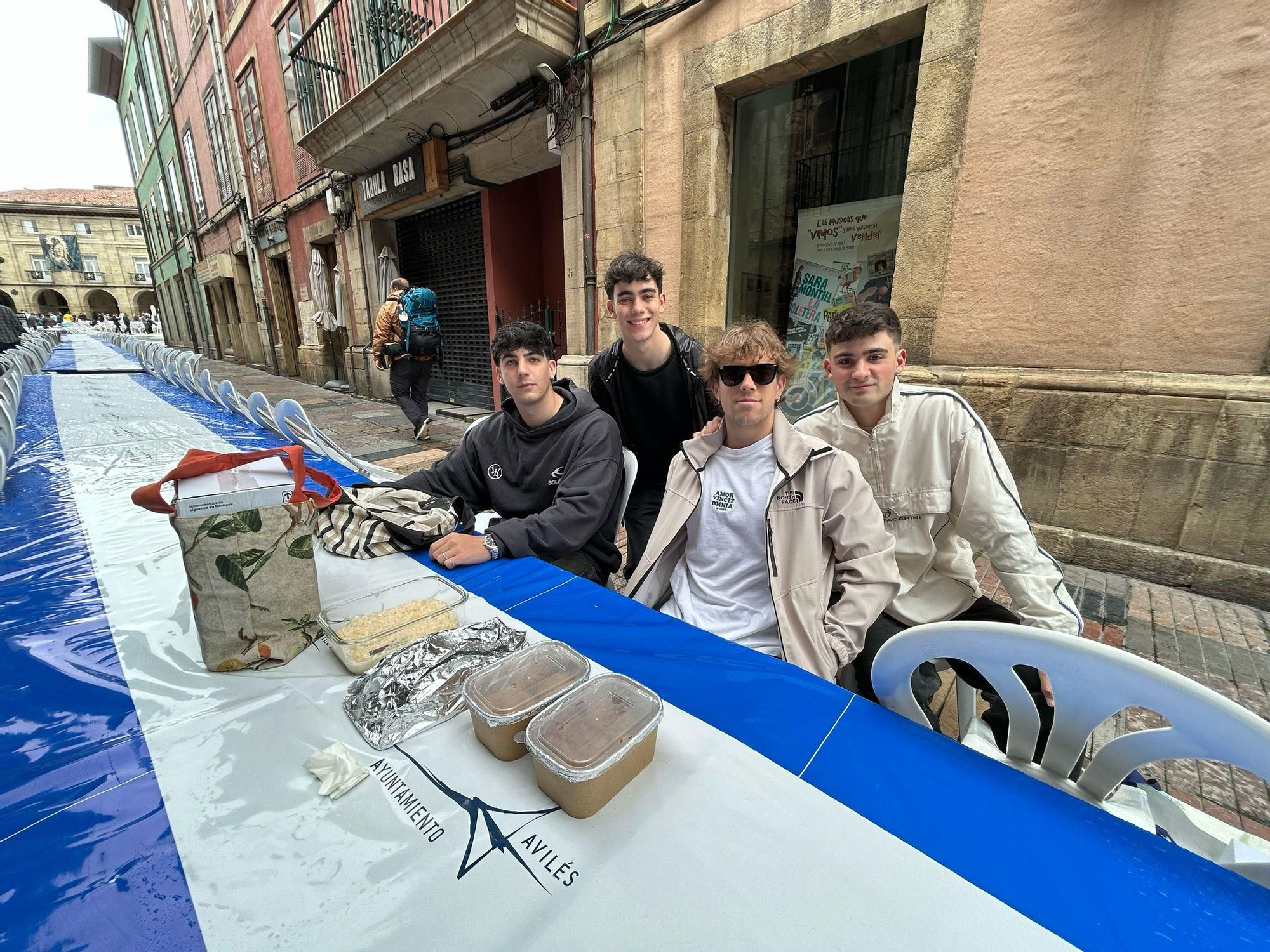 EN IMÁGENES: Avilés desborda con la Comida en la Calle