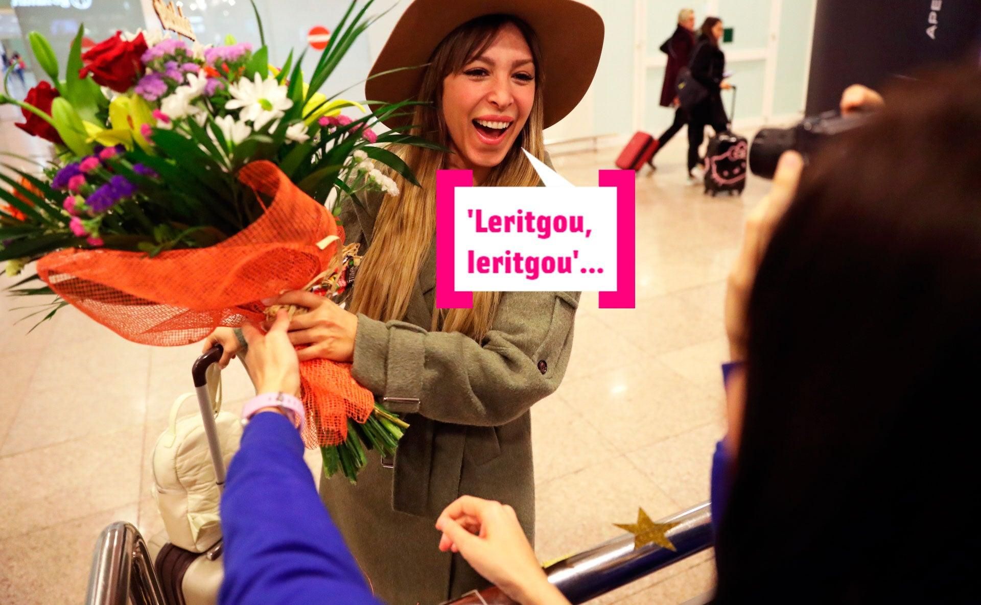 Gisela de 'Operación Triunfo' en el aeropuerto con sus fans