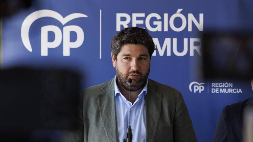 López Miras critica la campaña de  &quot;exabruptos&quot; e &quot;insultos&quot; del PSOE