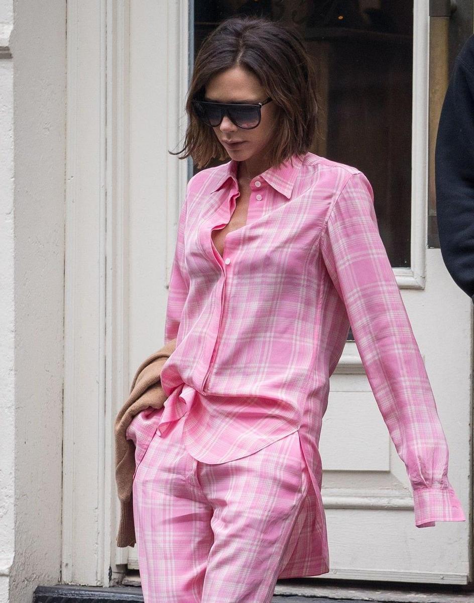 VICTORIA BECKHAM, COMO SI ESTUVIERA EN CASA