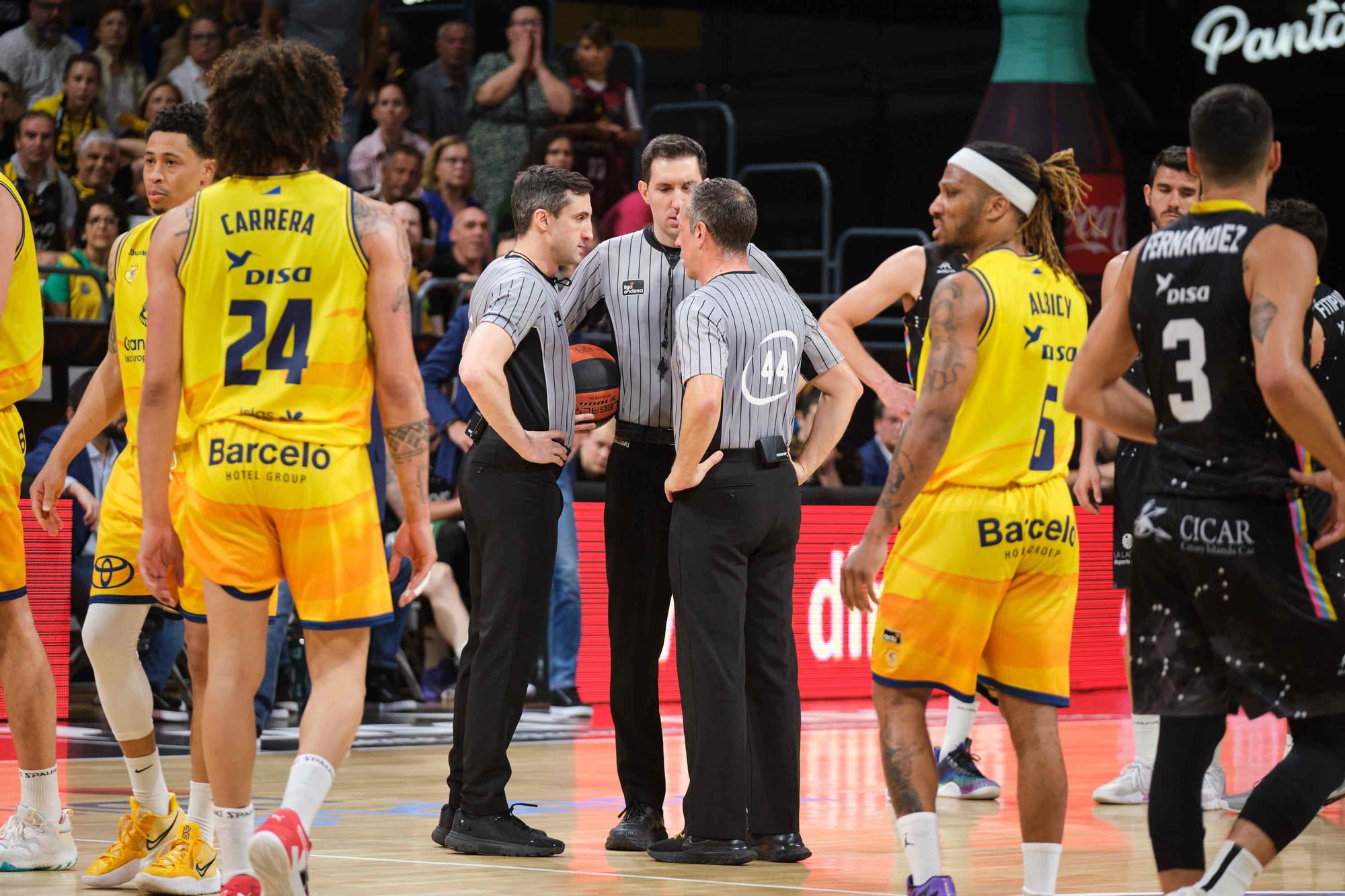 Derbi canario de baloncesto entre el Lenovo Tenerife y el Gran Canaria