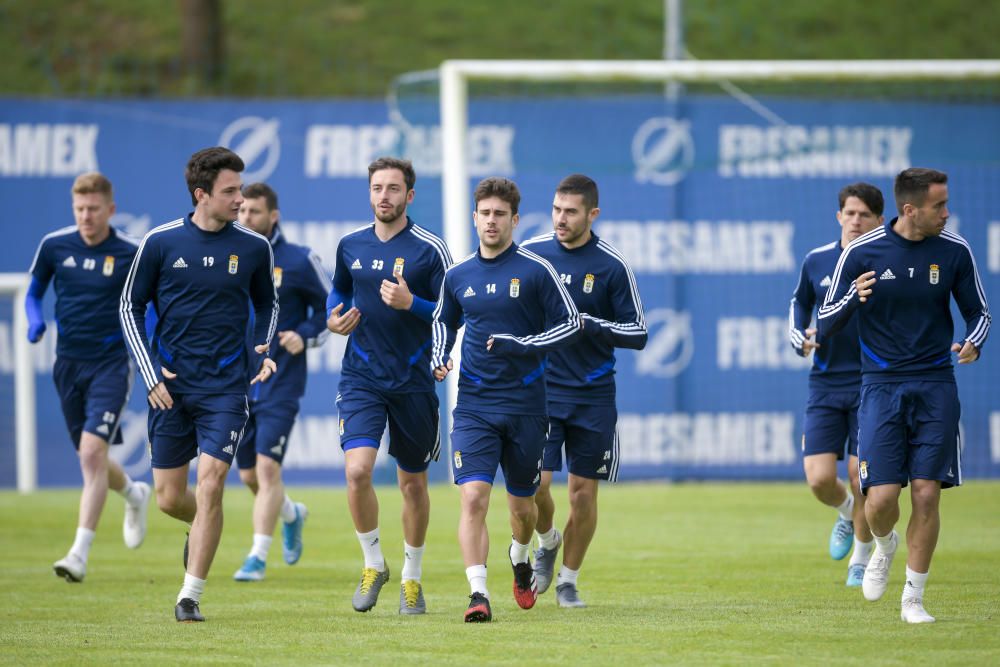 Entrenamiento del Real Oviedo en la crisis del cor