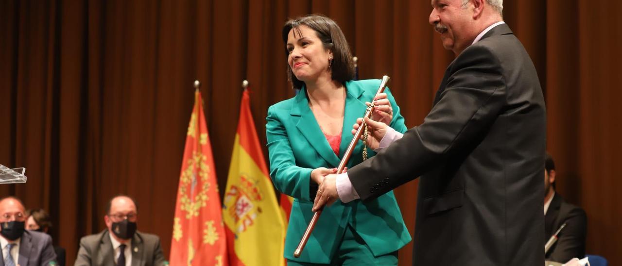 Las imágenes de la moción de censura en el Ayuntamiento de Orihuela