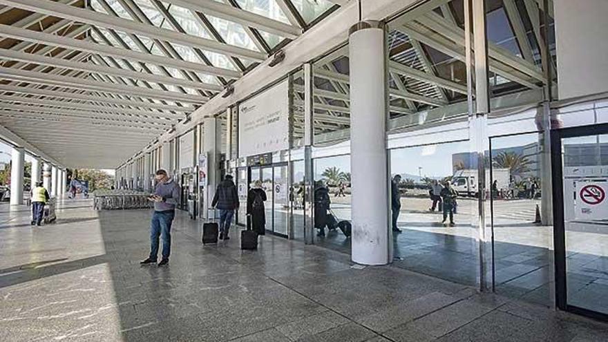 Las empleadas que han perdido el empleo trabajaban en el aeropuerto de Palma.