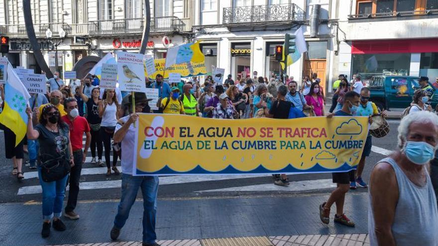 Manifestación contra Chira-Soria