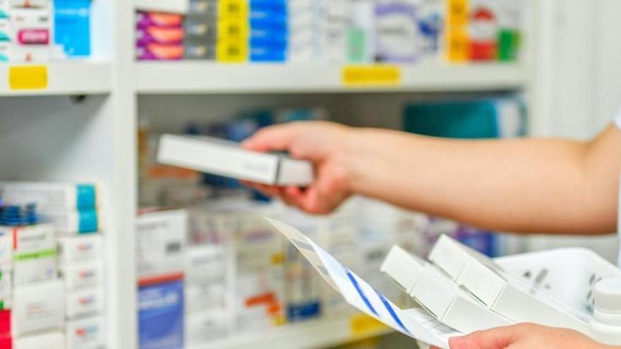 Los farmacéuticos piden subir precios para frenar la falta de medicamentos