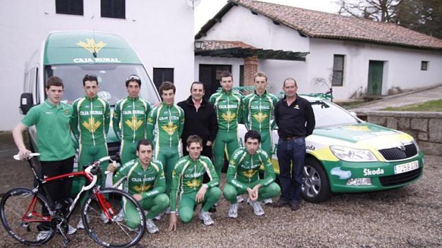 Caja Rural presentó a su equipo de Navarra.