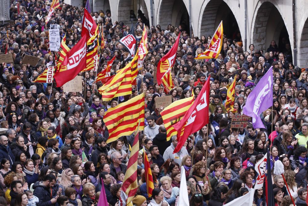 Mobilització a Girona amb motiu de la vaga feminista