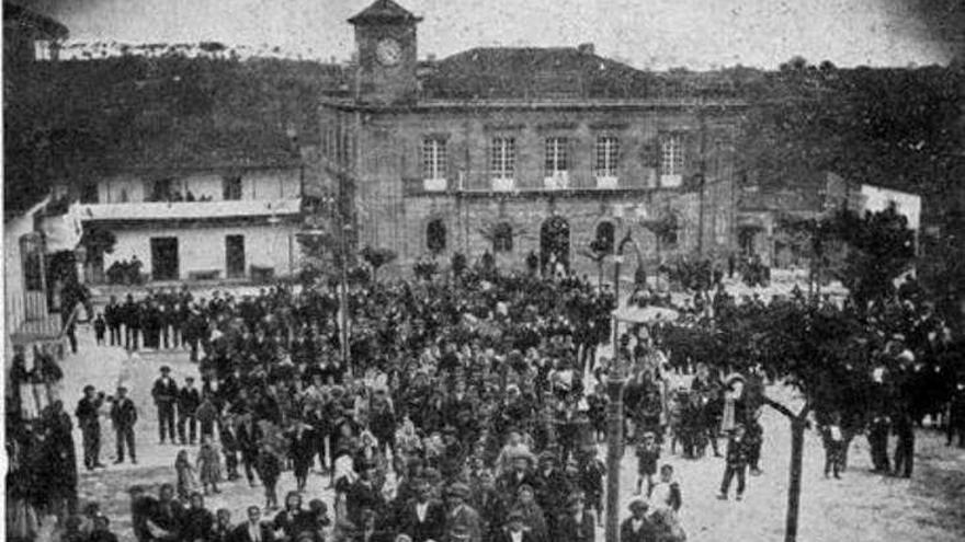 Una foto antigua de la Plaza Mayor. // FdV