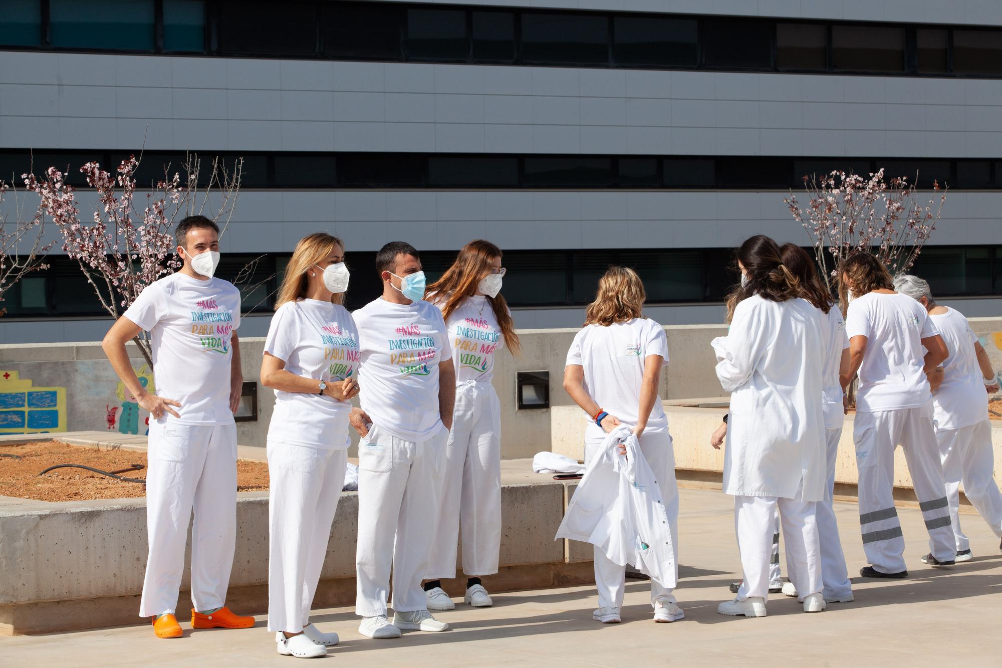 Personal del Hospital Can Misses, en Ibiza, baila la coreografía de 'El Hormiguero'