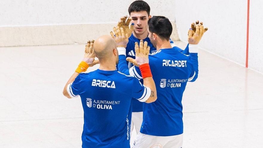 L'equip Ajuntament d'Oliva debuta amb victòria a la Lliga CaixaBank Pro 1 de raspall