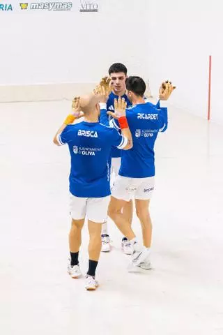 L'equip Ajuntament d'Oliva debuta amb victòria a la Lliga CaixaBank Pro 1 de raspall