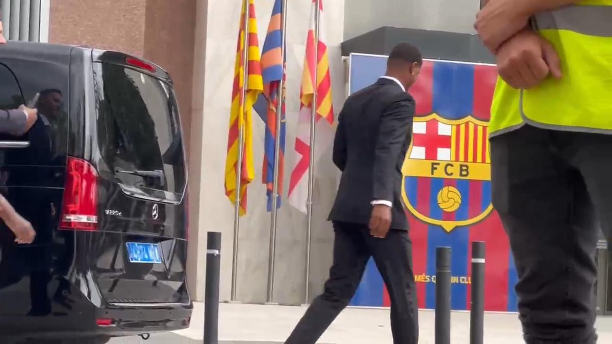 Marcus Rashford llega a las oficinas del Camp Nou para firmar el contrato