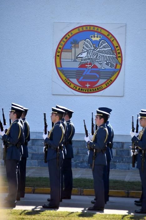 Acto de jura de bandera en la Academia General del Aire