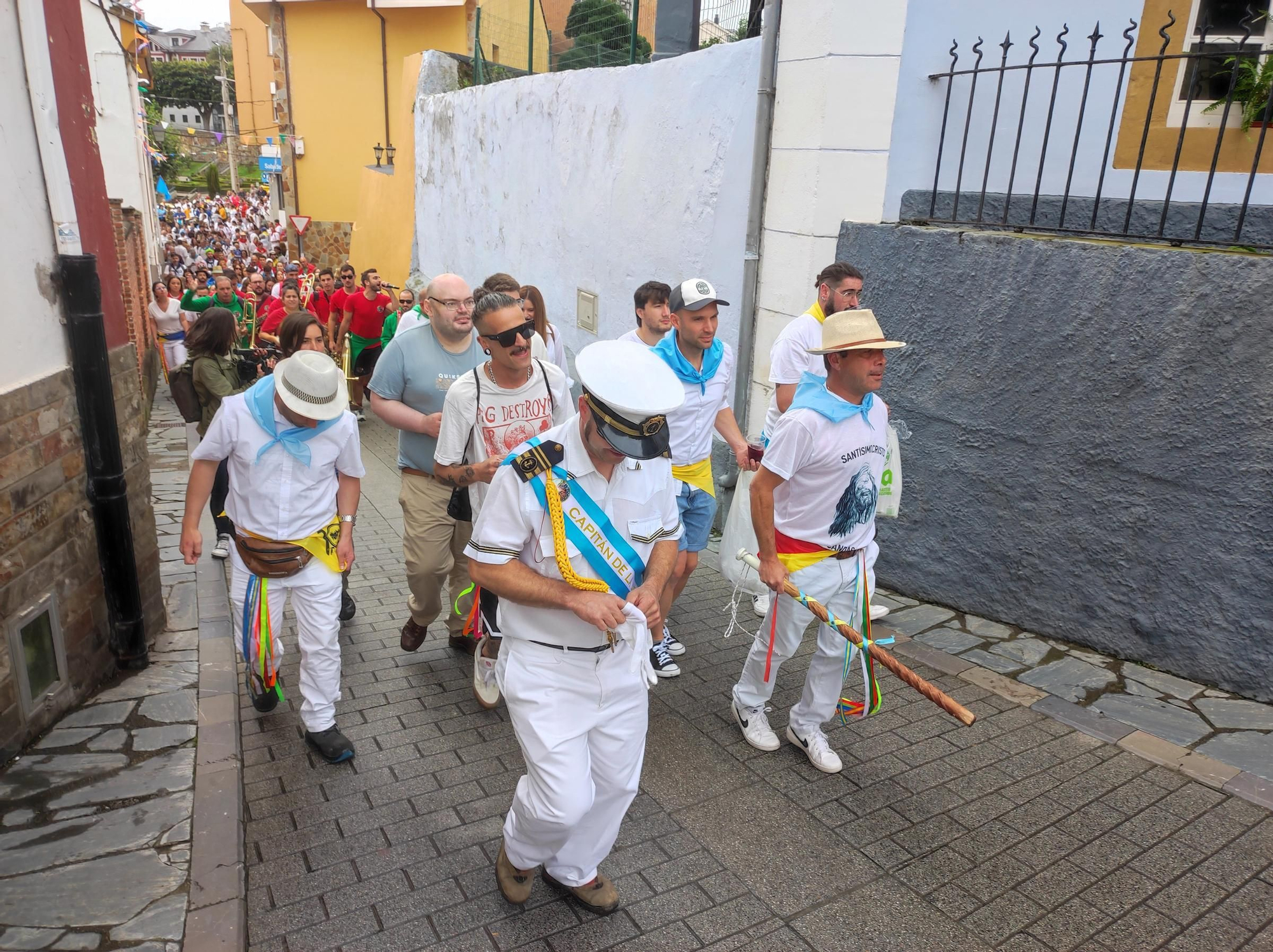 En imágenes: Así fue la salida de los romeros para celebrar la jira que cierra Las Telayas