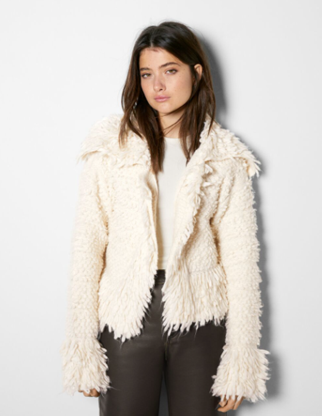 Cardigan de flecos de Bershka