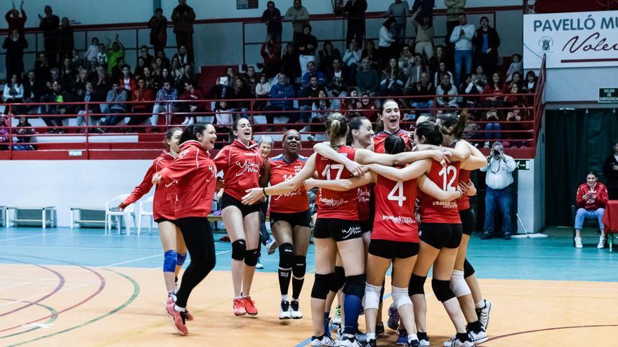 El voleibol femenino hace historia en Xàtiva