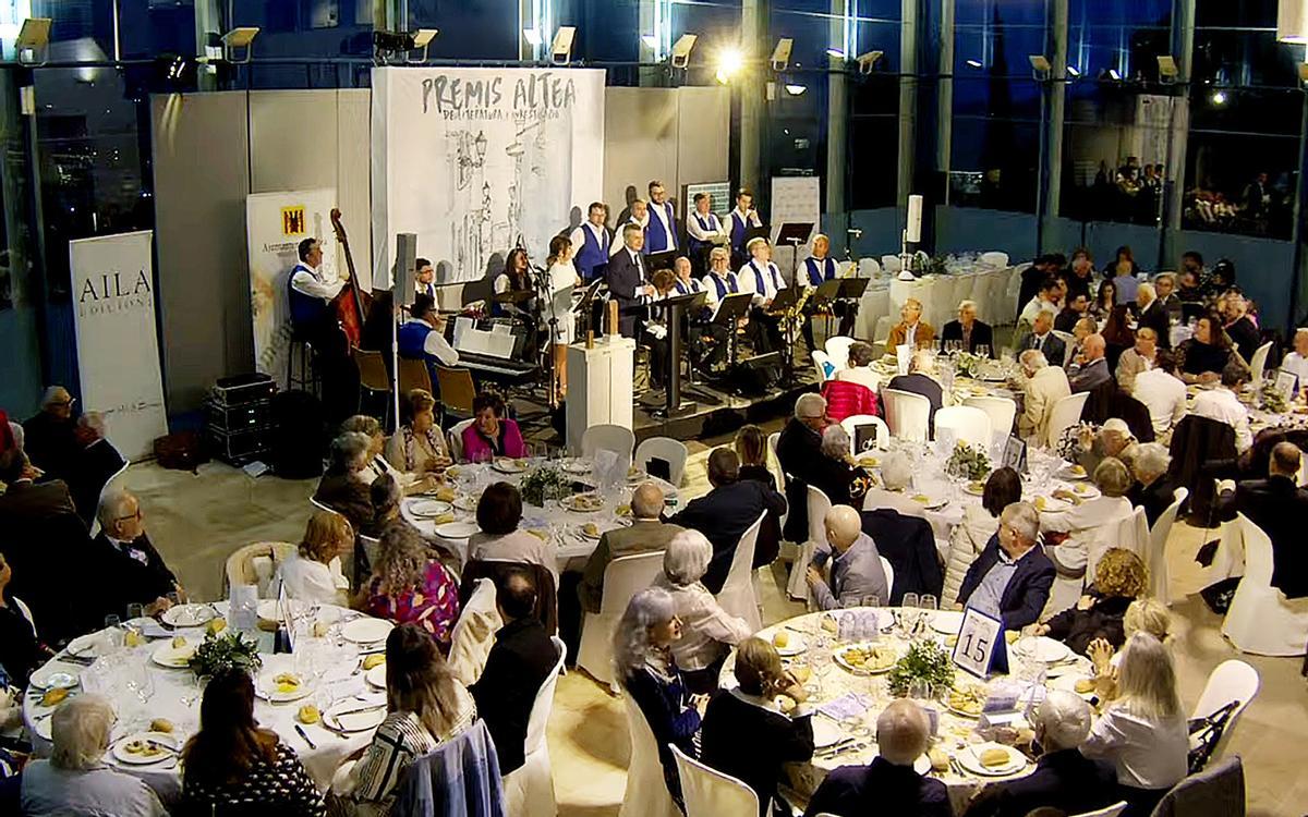 Vista general de la gala dels IX Premis Altea de Literatura i Investigació en el Palau Altea