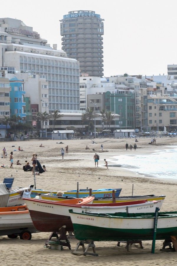 La Playa de Las Canteras por el Dia de Navidad