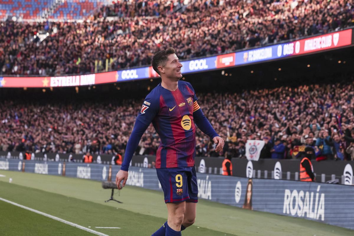 Robert Lewandowski, FC Barcelona