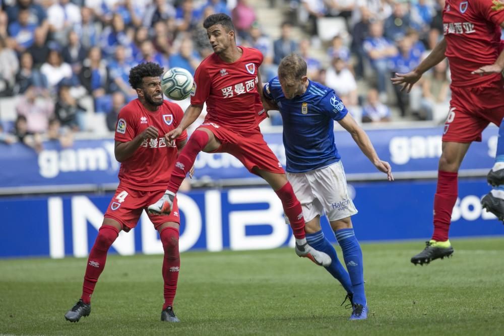 El partido del Oviedo ante el Numancia, en imágenes.