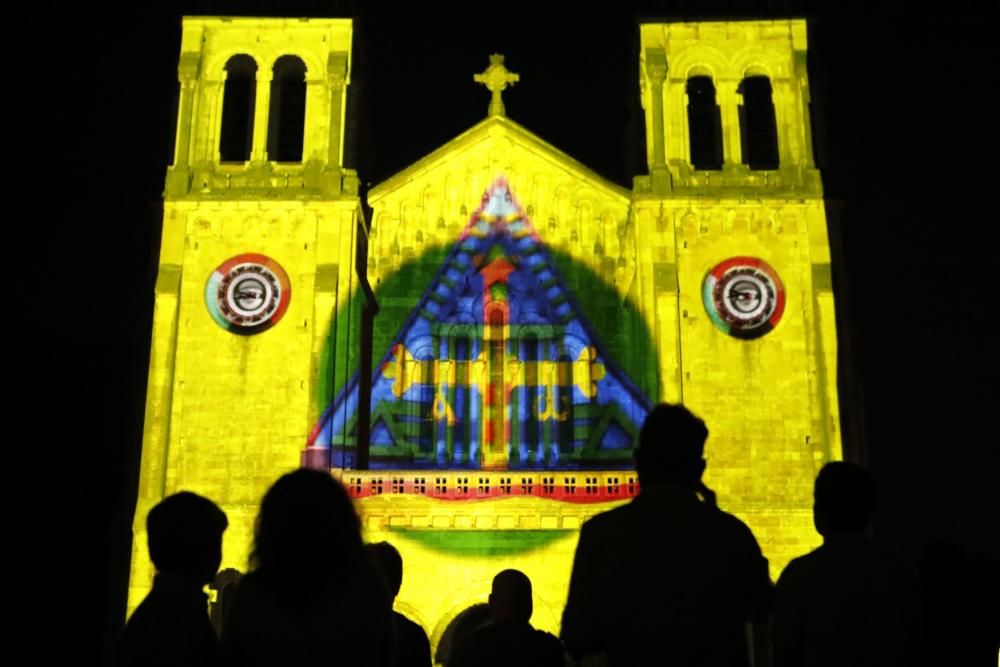 Proyección de "videomapping" en Covadonga.