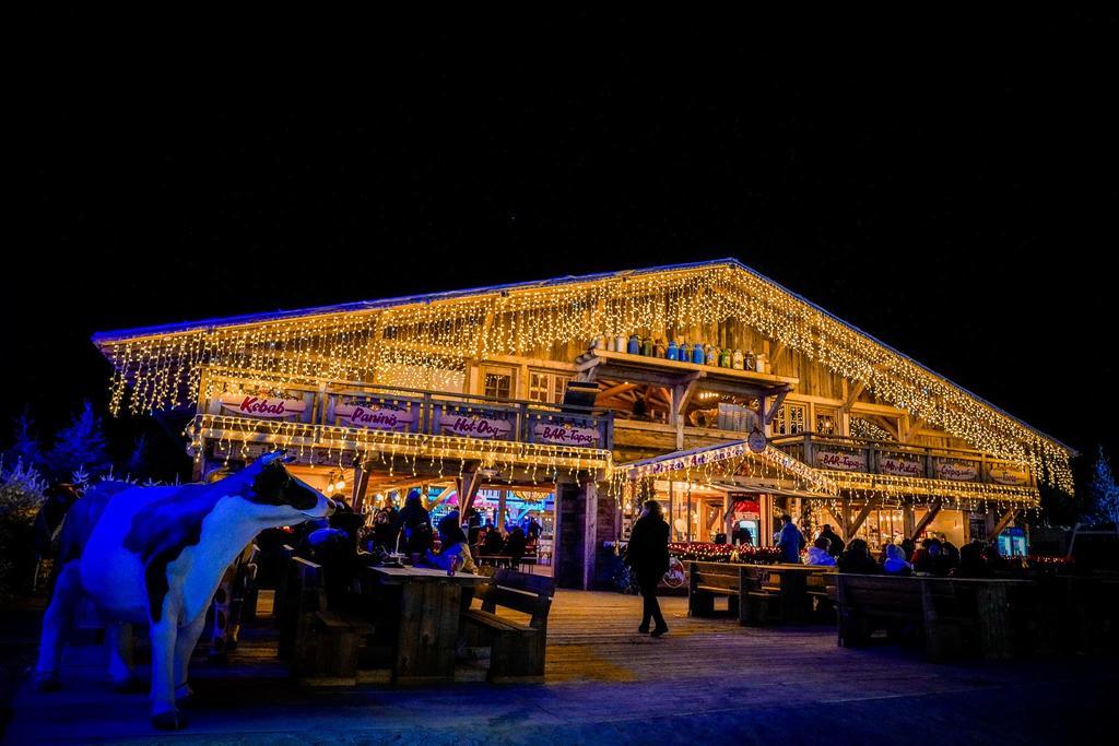 Hay todo tipo de puestos de comida a lo largo del recorrido