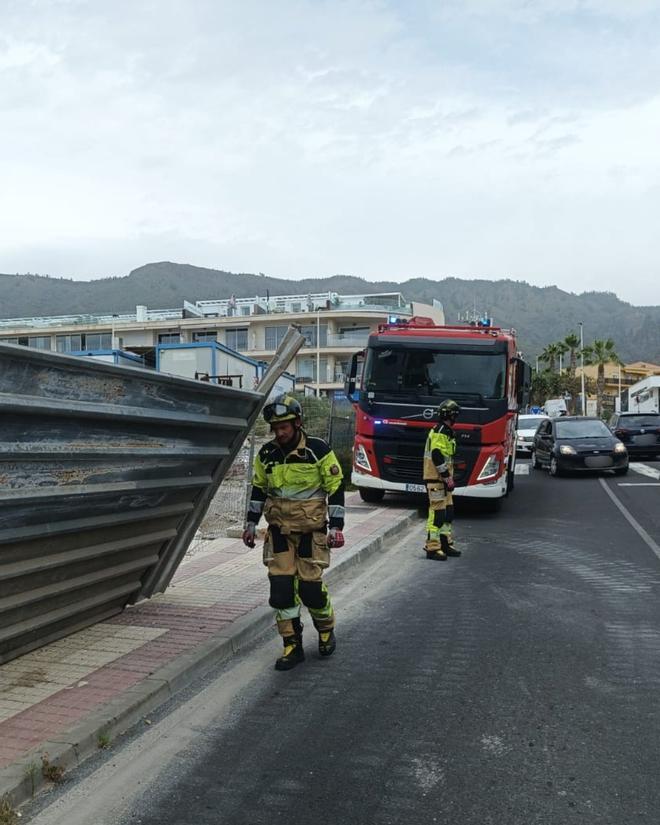 Caída de ramas y otros objetos este fin de semana en Tenerife a causa del viento