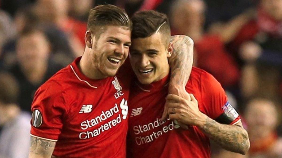 Alberto Moreno y Philippe Coutinho, jugadores del Liverpool