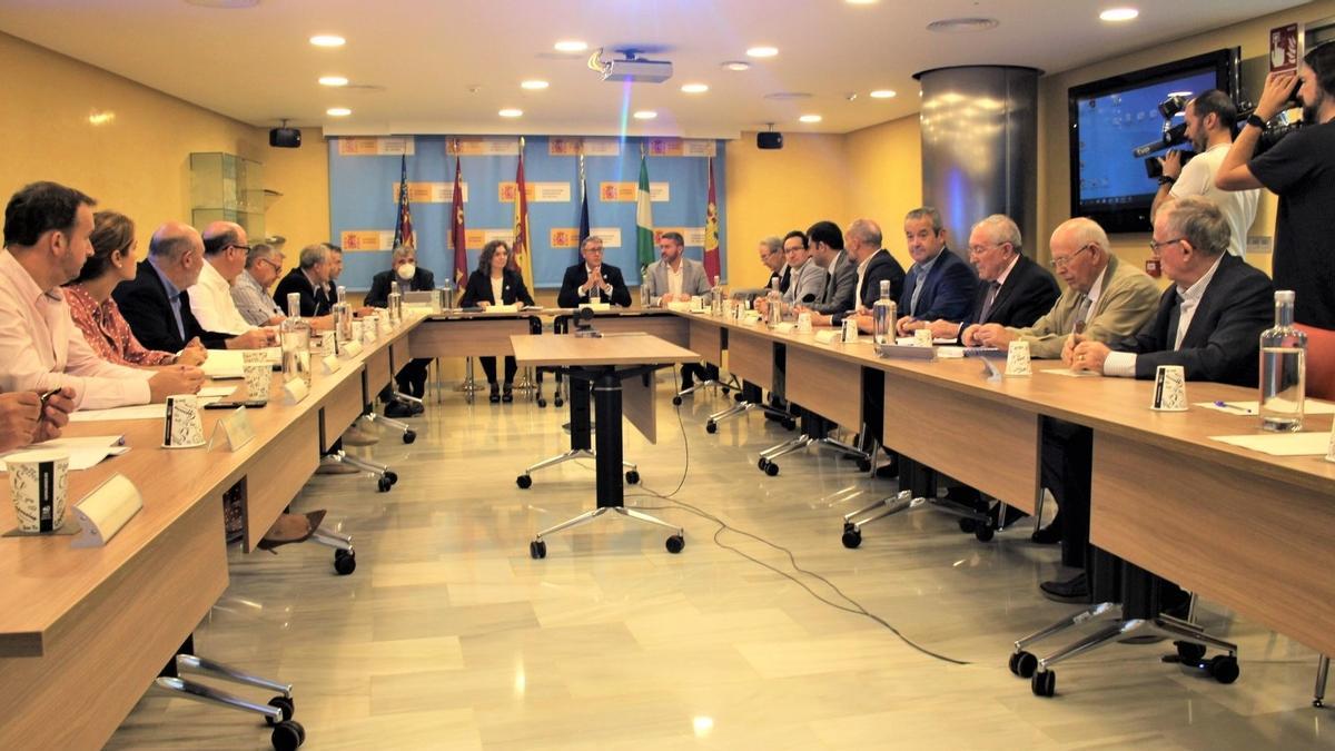 La junta de gobierno de la CHS adoptó las medidas cautelares en su última reunión