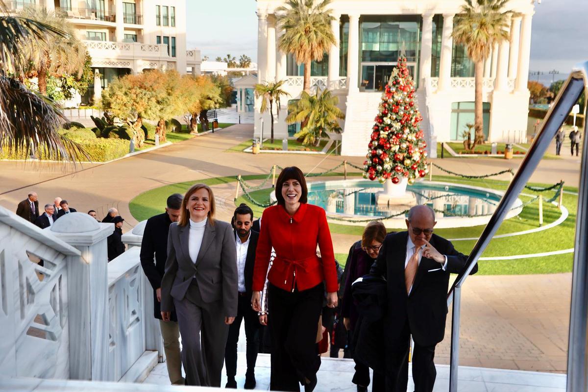 Forum Europa Pilar Bernabé y Diana Morant
