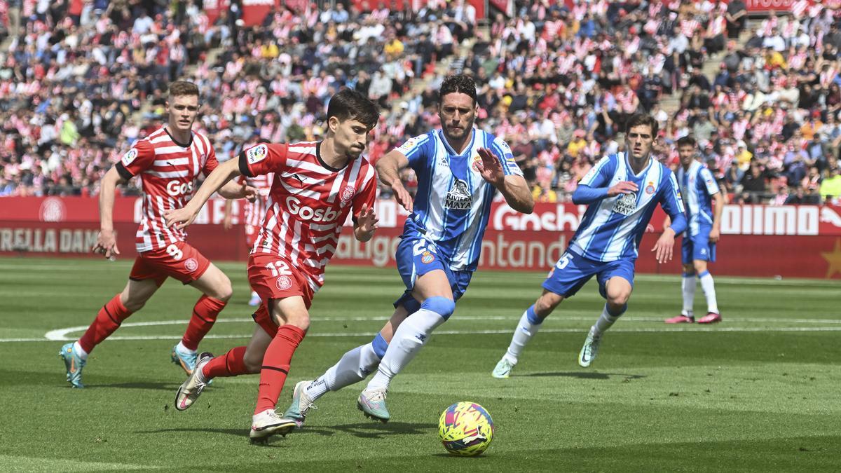 Girona - Espanyol: Stuani decide con un penalti polémico