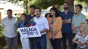 Alberto Garzón, este lunes en un acto de precampaña en Málaga.