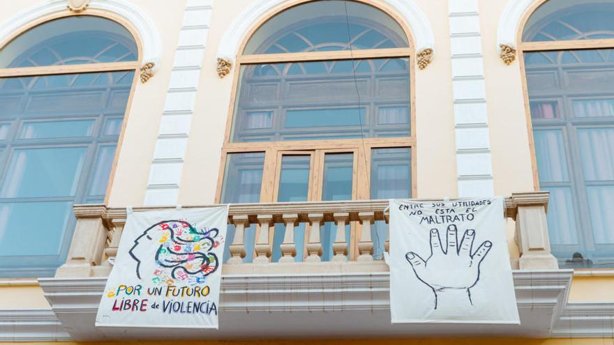 Dibujos contra la violencia de género