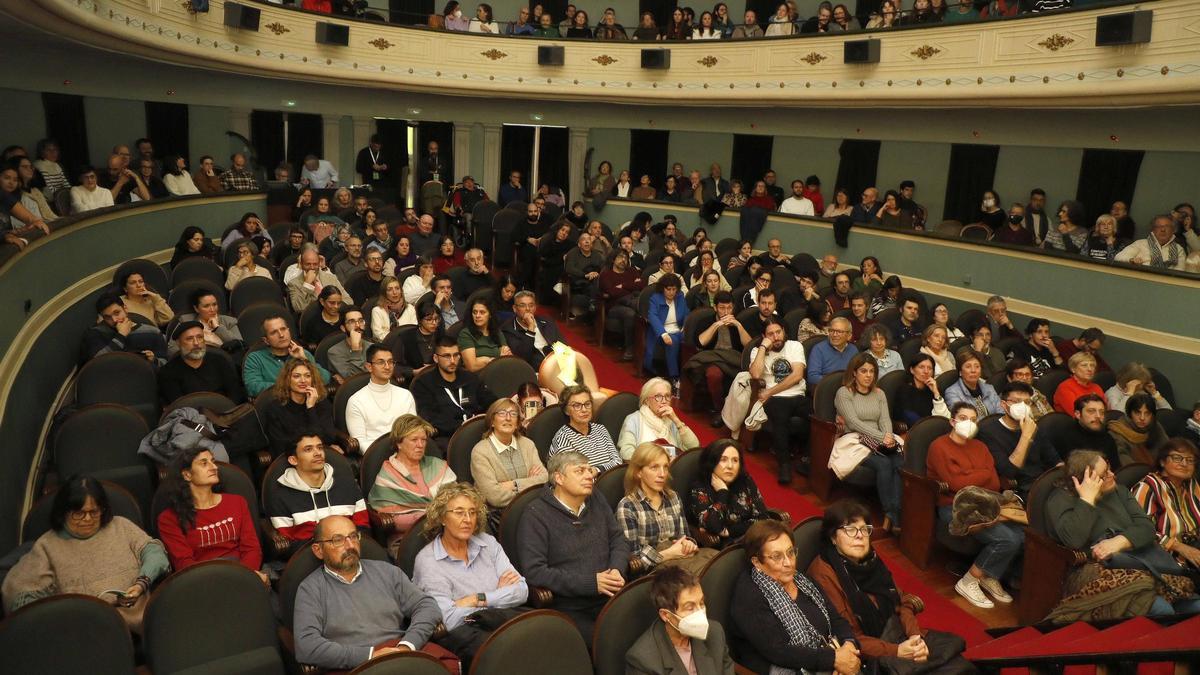 Aspecto lleno del Teatro Principal al abrirse Cineuropa
