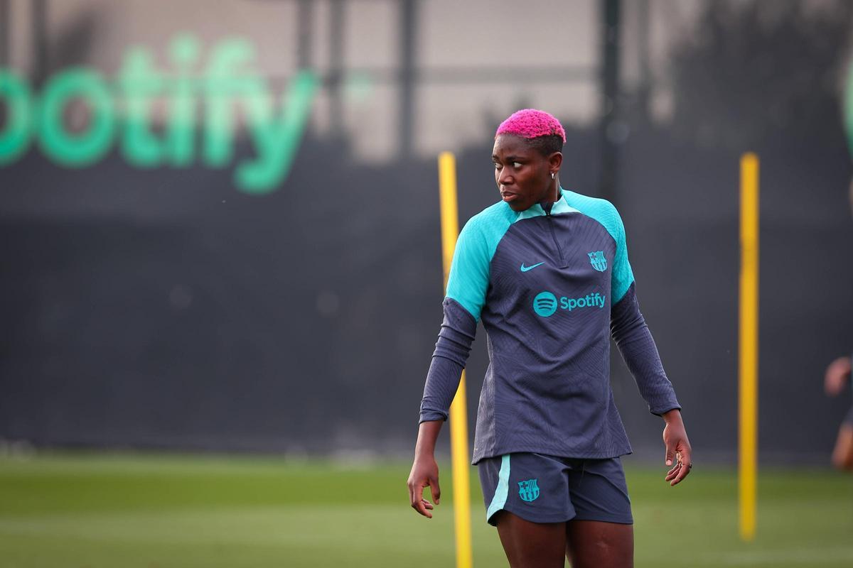 Asisat Oshoala, en un entrenamiento con el FC Barcelona.