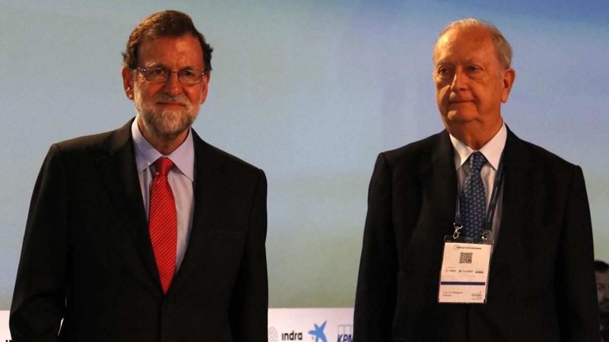 Mariano Rajoy y el presidente del Cercle d'Economia, Juan José Brugera, en Sitges.