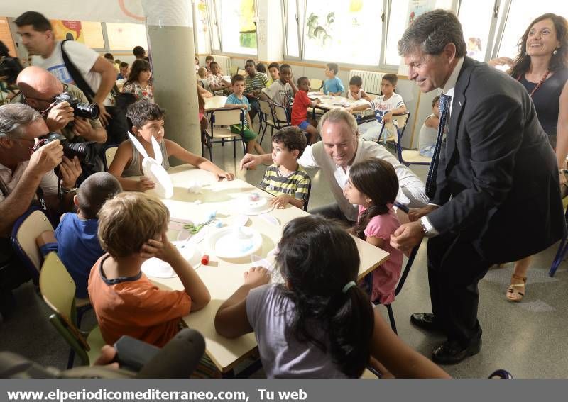 GALERÍA DE FOTOS - Decenas de niños disfrutan de la Escuela de Verano en el Estepar