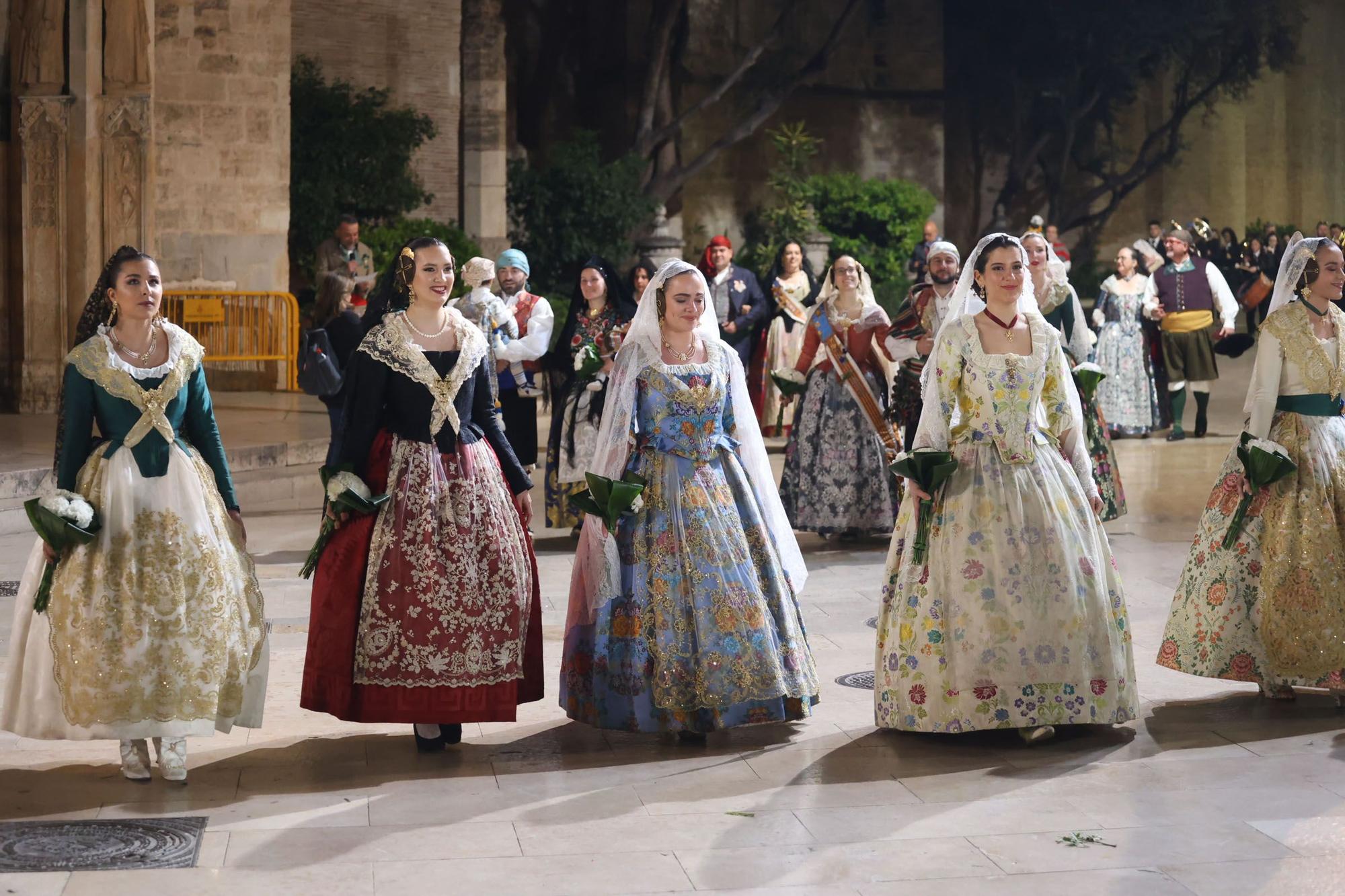 Búscate en el segundo día de la Ofrenda en la calle San Vicente entre las 21 y las 22 horas